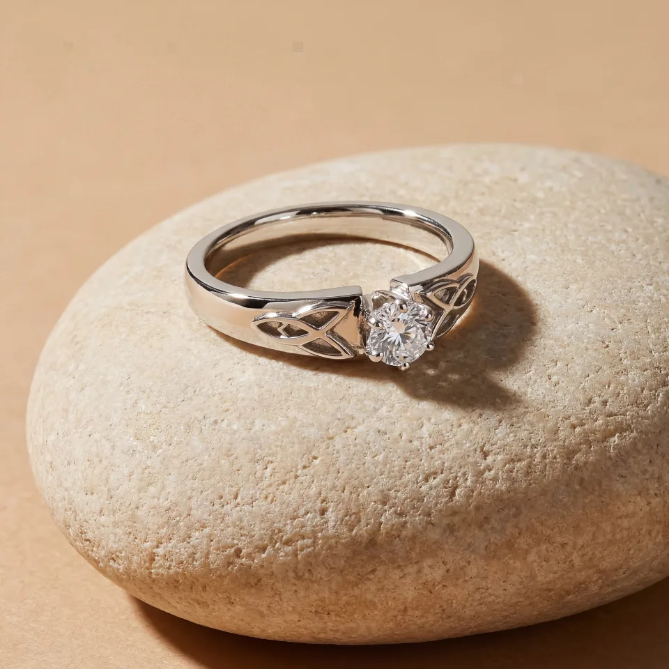 Sužadėtuvių žiedas Nr. S158