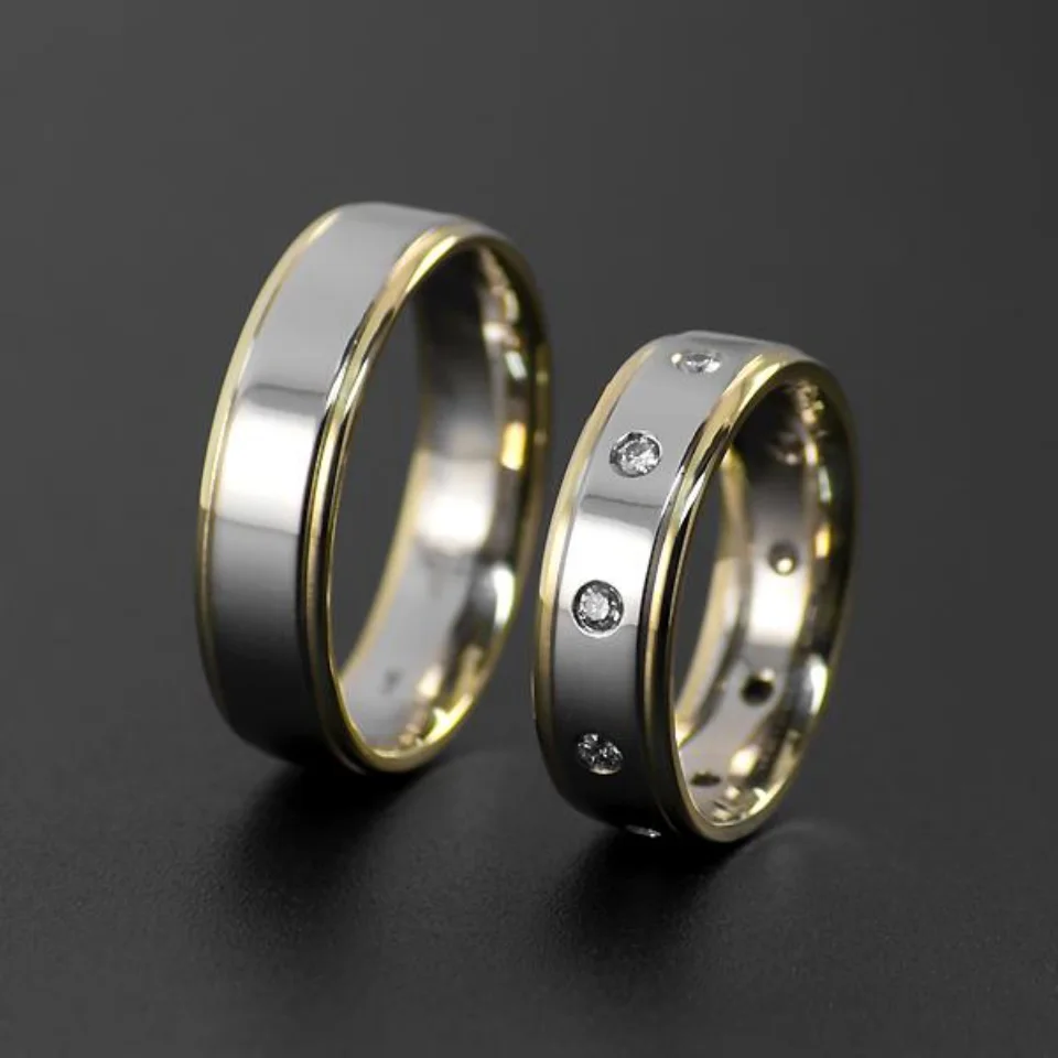 Vestuviniai žiedai Nr. V018-3 – dviejų spalvų aukso žiedai su briliantais