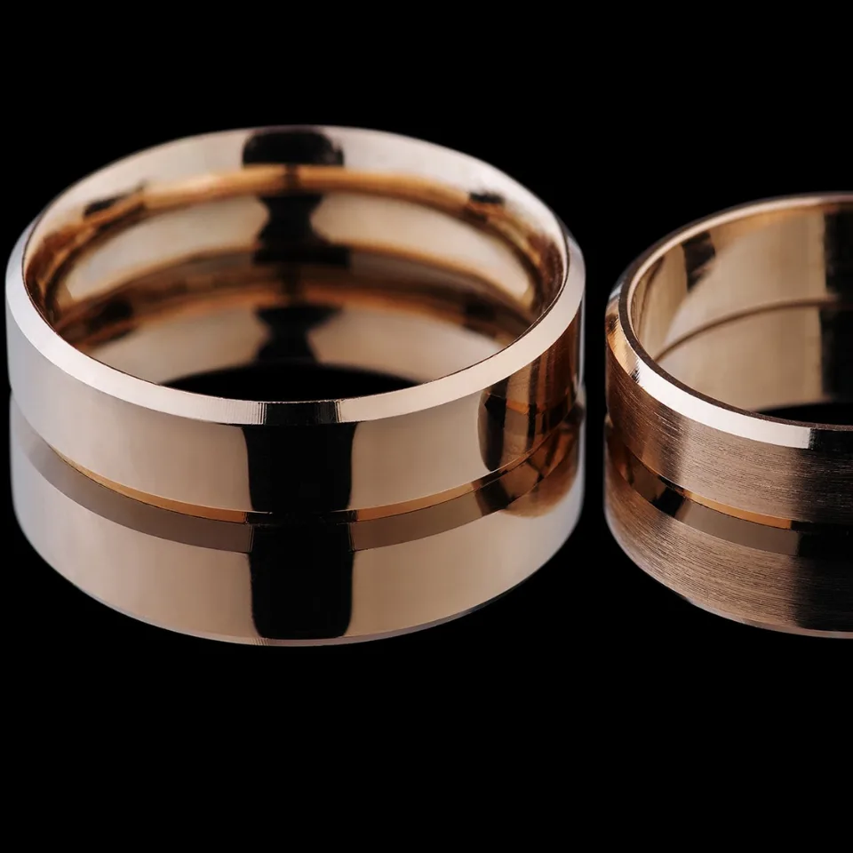 Vestuviniai žiedai Nr. V105 – rožinio aukso vestuviniai žiedai su matine juosta